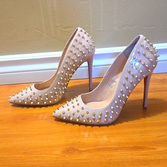 Miss Black Footwear - Picture 1 of 9